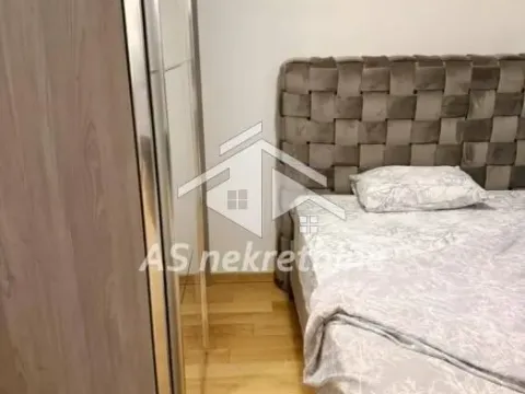 Rent, two bedroom apartment, 55m², Južni Bulevar, Vračar Sve Podlokacije - image 8