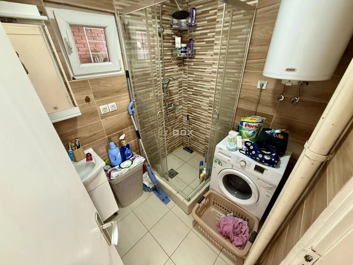 Prodaja, trosoban stan, 75m², Medijana, Niš