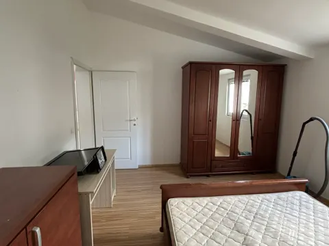 Izdavanje, kuća, 85m², Šušanj, Bar - image 4