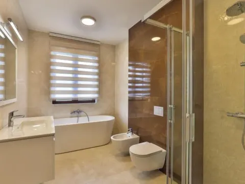 Sale, house, 834m², Tivat, Crna Gora - image 7