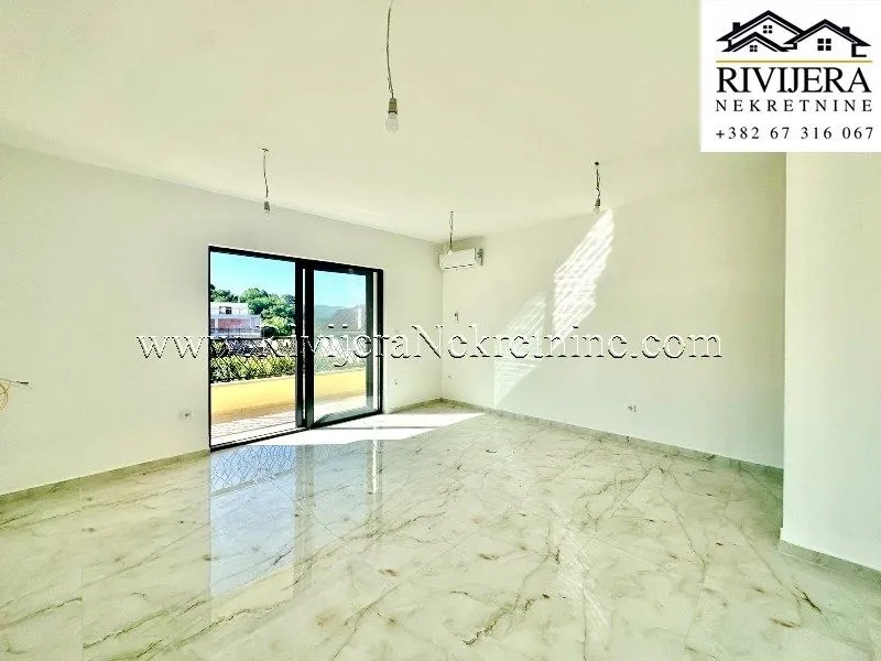 Prodaja, jednosoban stan, 49m², Tivat, Crna Gora