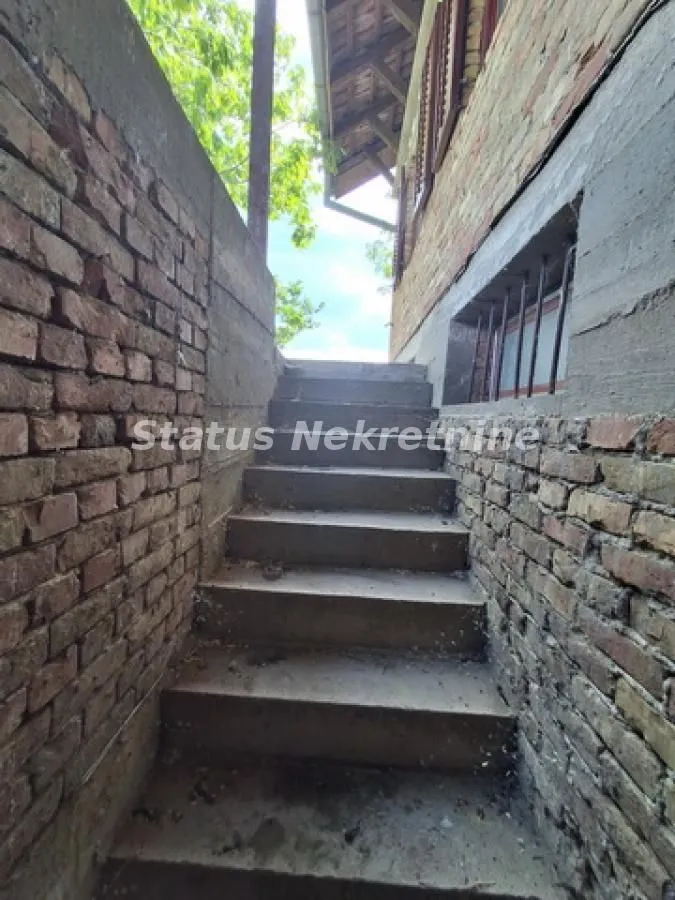 Prodaja, kuća, 118m², Futog, Novi Sad Sve Podlokacije