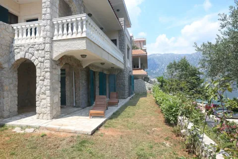Prodaja, kuća, 235m², Kostanjica, Kotor - image 61