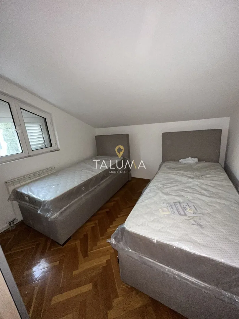 Rent, house, 360m², Momišići, Podgorica