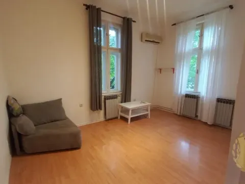 Izdavanje, dvosoban stan, 55m², Kalenić Pijaca, Vračar Sve Podlokacije - image 3
