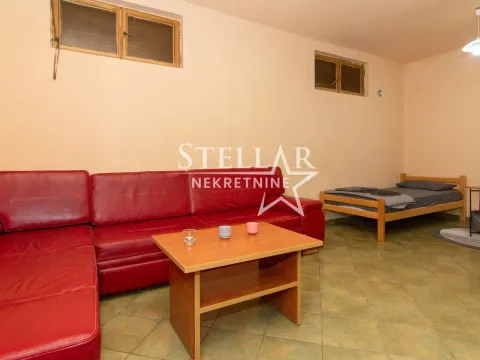 Rent, one bedroom apartment, 40m², Donja Gorica, Podgorica - image 2