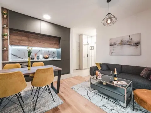 Rent, one bedroom apartment, 39m², Bečići, Budva - image 4