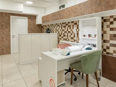 Sale, office space, 140m², Čubura, Beograd - image 6