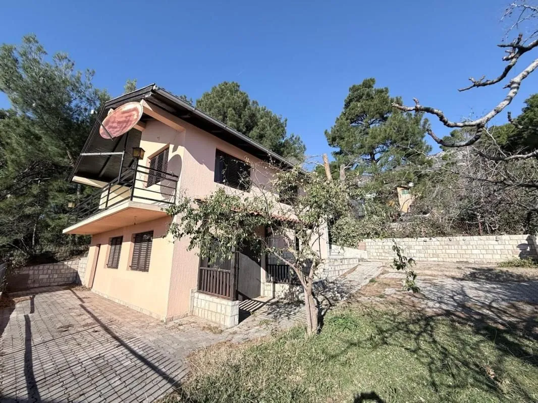 Prodaja, kuća, 130m², Zeleni Pojas, Bar