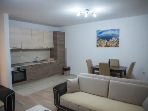Prodaja, dvosoban stan, 83m², Dobrota, Kotor - image 3