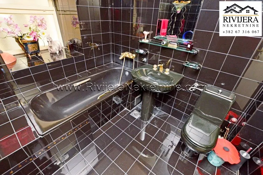 Prodaja, kuća, 131m², Centar, Herceg Novi