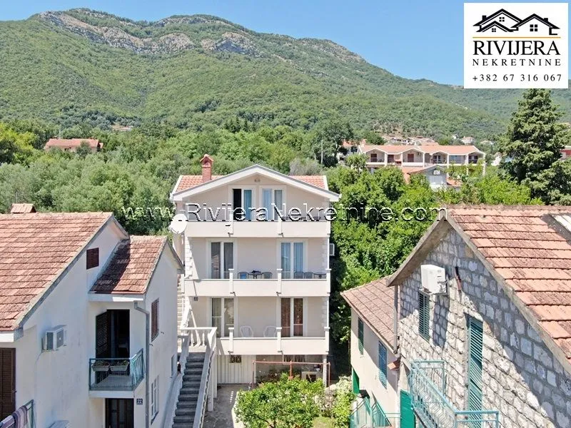Prodaja, kuća, 200m², Baošići, Herceg Novi