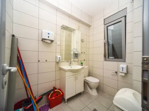 Izdavanje, poslovni prostor, 80m², Zabjelo, Podgorica - image 7