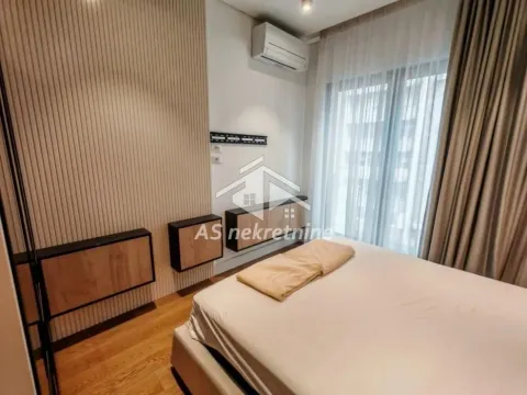 Izdavanje, trosoban stan, 100m², Savski Venac, Beograd - image 19