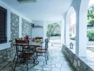 Sale, four bedroom apartment, 180m², Kotor, Crna Gora - image 9