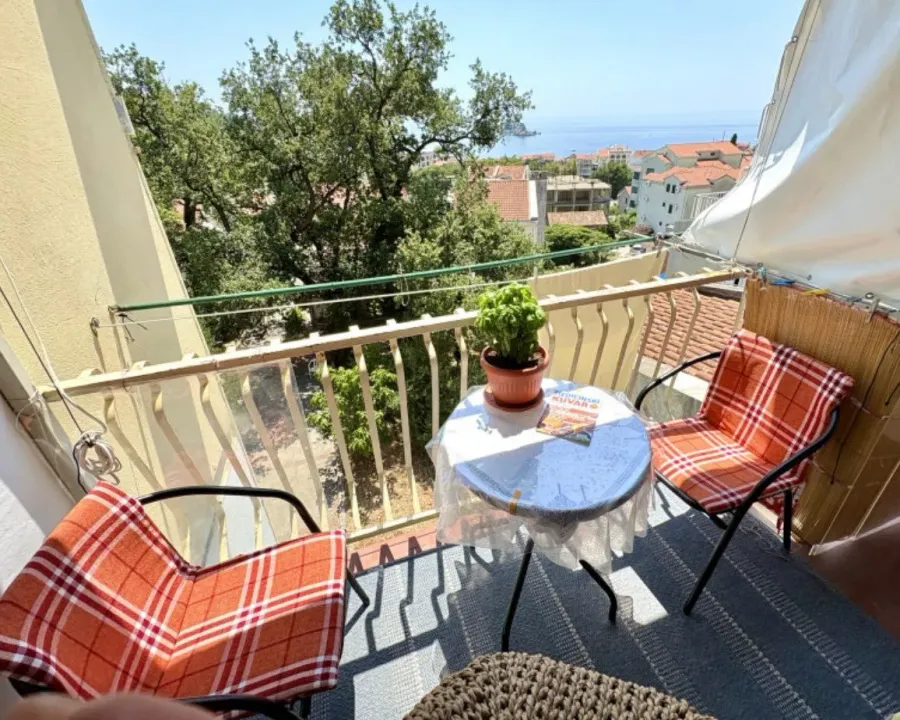 Prodaja, dvosoban stan, 40m², Petrovac, Budva
