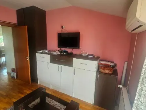 Rent, three bedroom apartment, 70m², Zemun Novi Grad, Zemun Sve Podlokacije - image 5