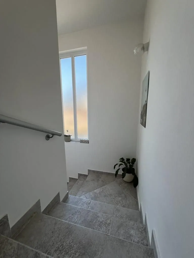 Sale, house, 350m², Bar, Crna Gora