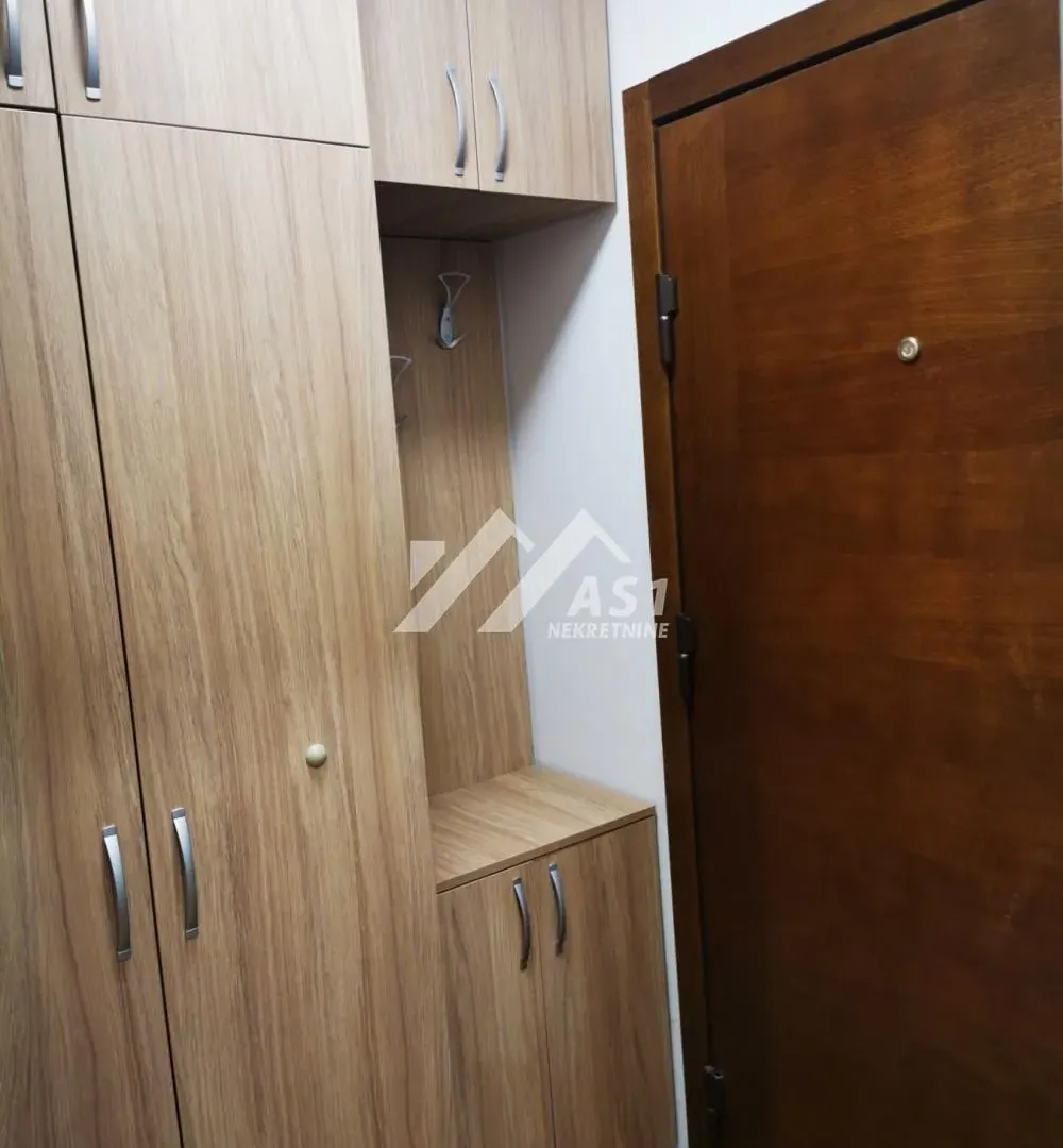 Izdavanje, jednosoban stan, 32m², Telep, Novi Sad Sve Podlokacije