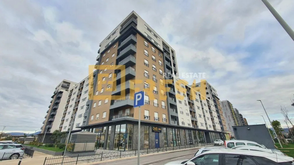 Prodaja, trosoban stan, 105m², Stari Aerodrom, Podgorica