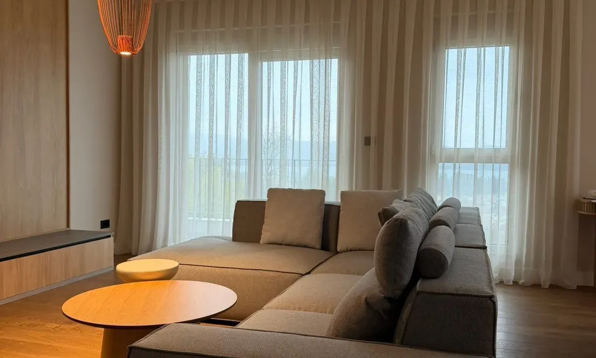 Rent, two bedroom apartment, 83m², Tripovići, Tivat