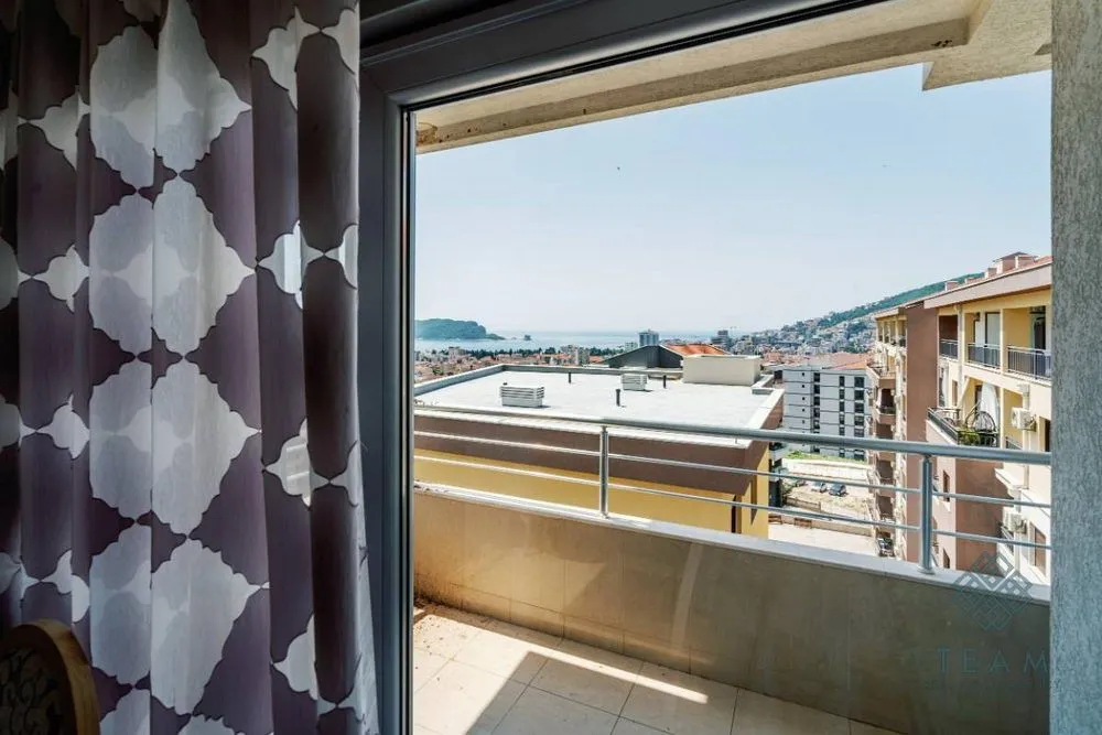 Sale, two bedroom apartment, 76m², Lazi, Budva