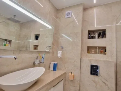 Izdavanje, dvosoban stan, 80m², Golubovina, Budva - image 5