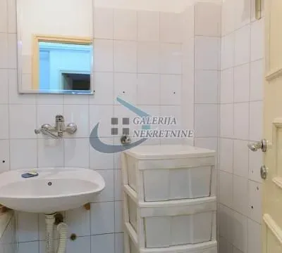 Prodaja, trosoban stan, 82m², Stari Grad, Beograd - image 15