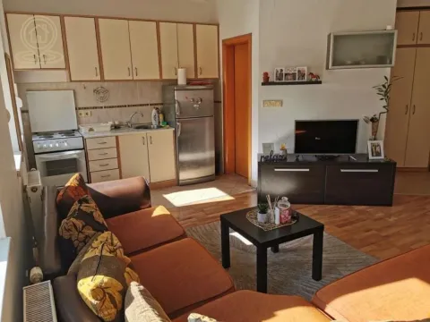 Izdavanje, jednosoban stan, 40m², Bulevar Oslobodjenja, Novi Sad Sve Podlokacije - image 6