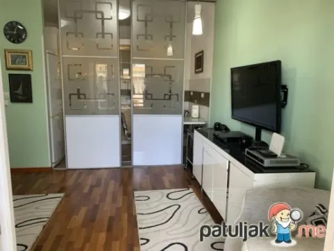 Izdavanje, stan, 75m², City Kvart, Podgorica - image 2