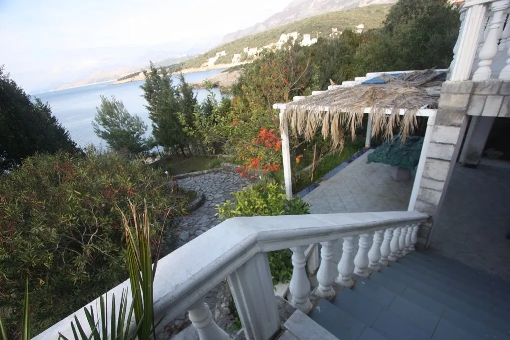 Sale, house, 135m², Utjeha, Bar