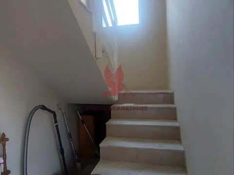 Sale, house, 210m², Medjulužje, Mladenovac - image 3