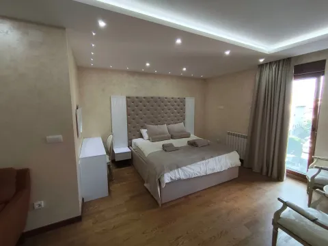 Prodaja, jednosoban stan, 44m², Centar, Loznica - image 1