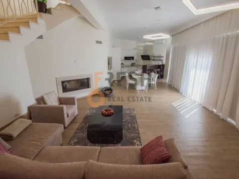 Prodaja, kuća, 240m², Tivat, Crna Gora - image 6