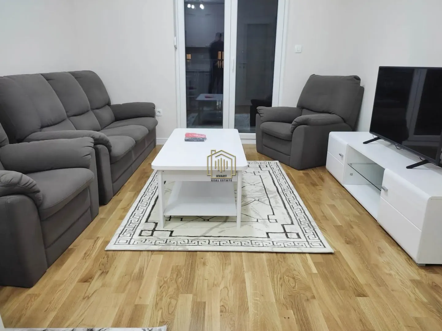 Rent, one bedroom apartment, 40m², Pobrežje, Podgorica