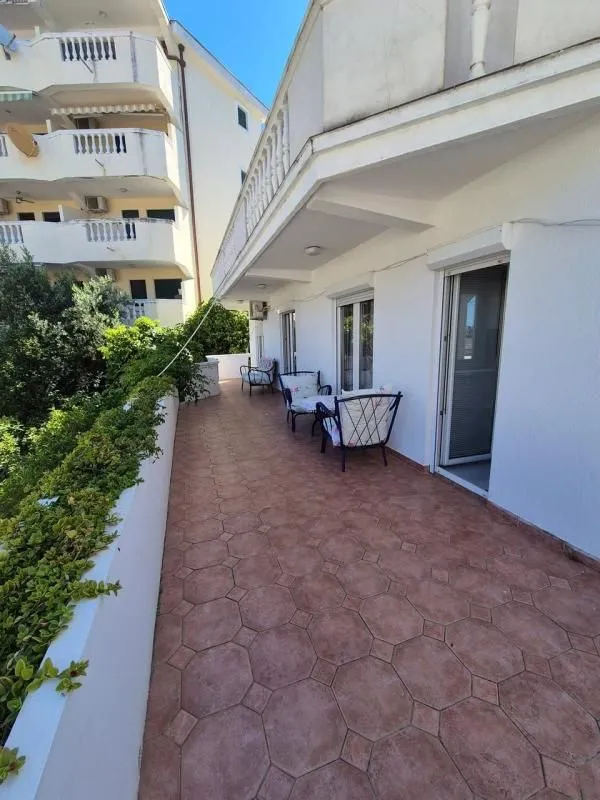 Sale, house, 403m², Petrovac, Budva