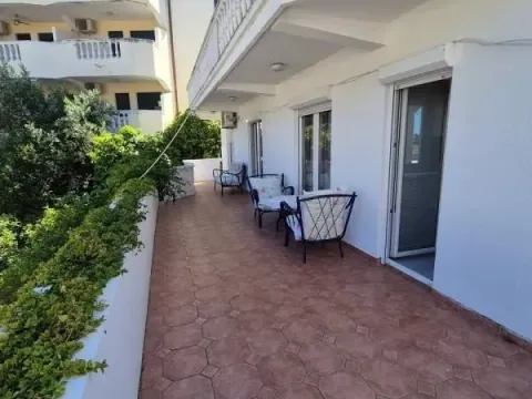 Prodaja, kuća, 403m², Petrovac, Budva - image 6