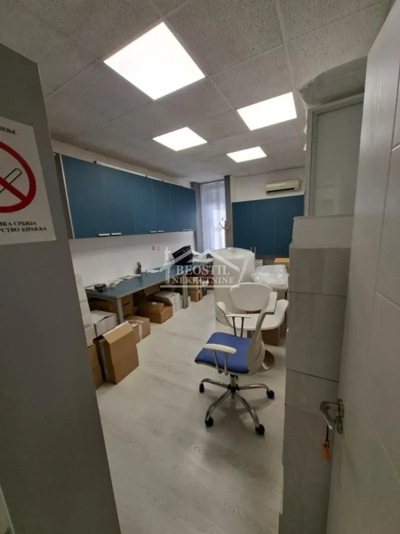 Sale, office space, 283m², Novi Beograd Sve Podlokacije, Beograd