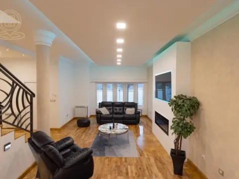 Rent, house, 417m², Jajinci, Voždovac Sve Podlokacije - image 4