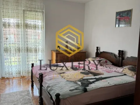 Rent, two bedroom apartment, 65m², Gornja Gorica, Podgorica - image 11