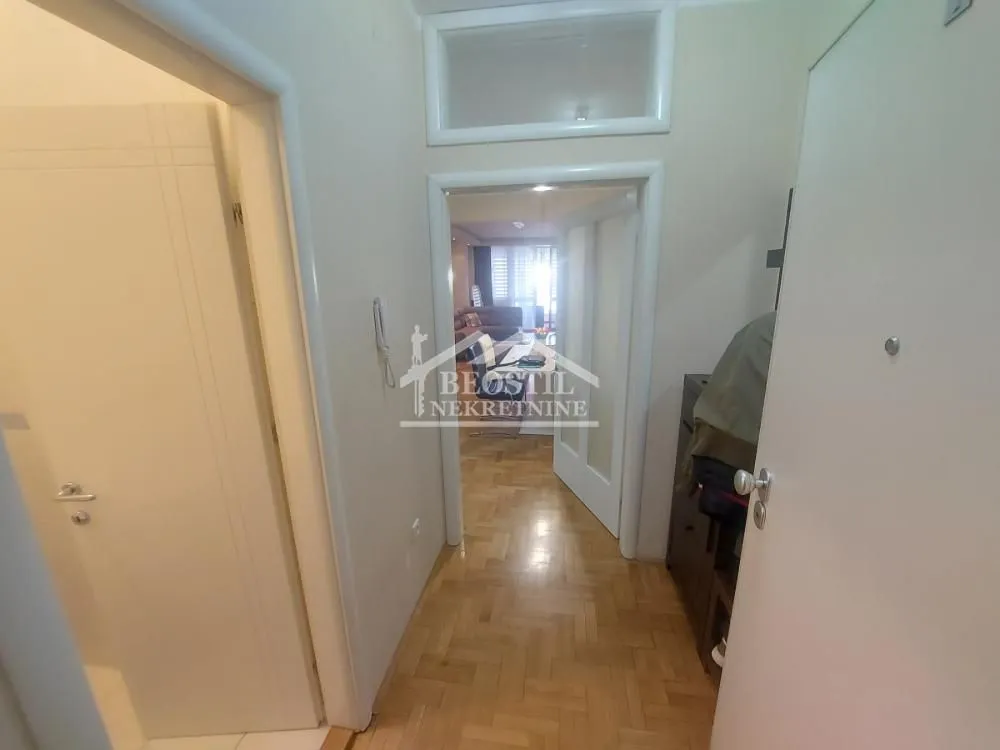 Prodaja, trosoban stan, 115m², Centar, Smederevo