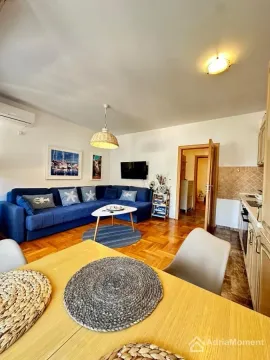 Sale, one bedroom apartment, 54m², Dobrota, Kotor - image 9