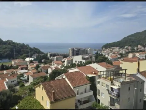 Sale, two bedroom apartment, 74m², Petrovac, Budva - image 2