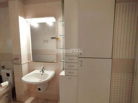 Rent, three bedroom apartment, 90m², Vračar Sve Podlokacije, Beograd - image 16
