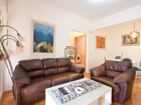 Izdavanje, dvosoban stan, 55m², Ljubović, Podgorica - image 2