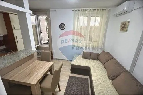 Izdavanje, jednosoban stan, 35m², Dubovica, Budva