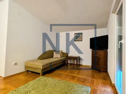Izdavanje, dvosoban stan, 65m², Murtovina, Podgorica - image 3