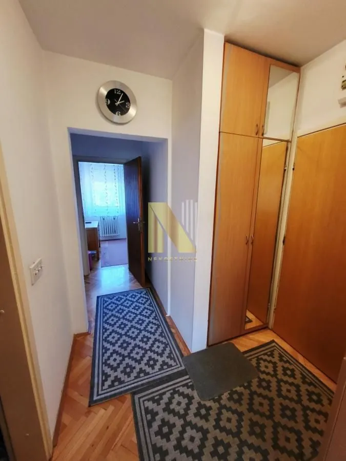 Prodaja, dvosoban stan, 67m², Novo naselje, Novi Sad