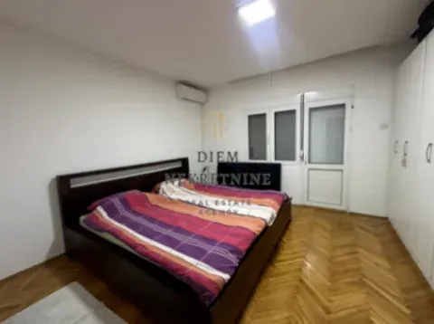 Izdavanje, kuća, 280m², Beri, Podgorica - image 9