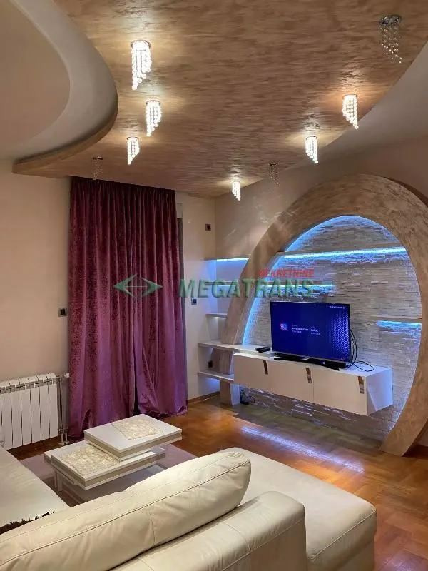 Izdavanje, trosoban stan, 76m², Novi Sad Sve Podlokacije, Novi Sad